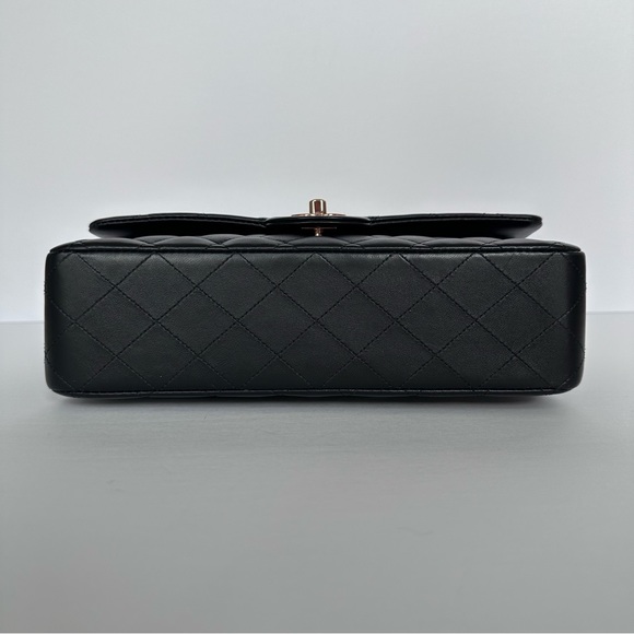 21B Chanel Medium Black Lambskin Classic Flap with Rose Gold Hardware - Picture 6 of 16